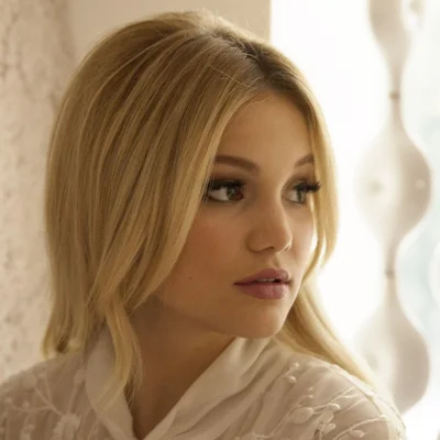 Оливия холт блондинка