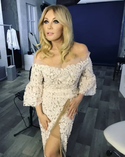 Повалий грудь