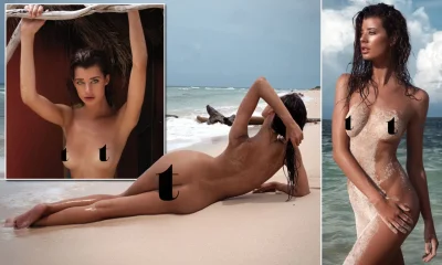 Сара МАКДЭНИЭЛ Bikini