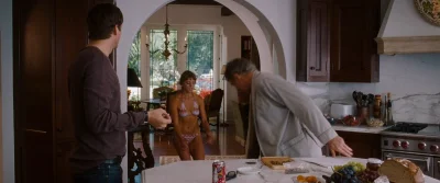 Торри девито в купальнике