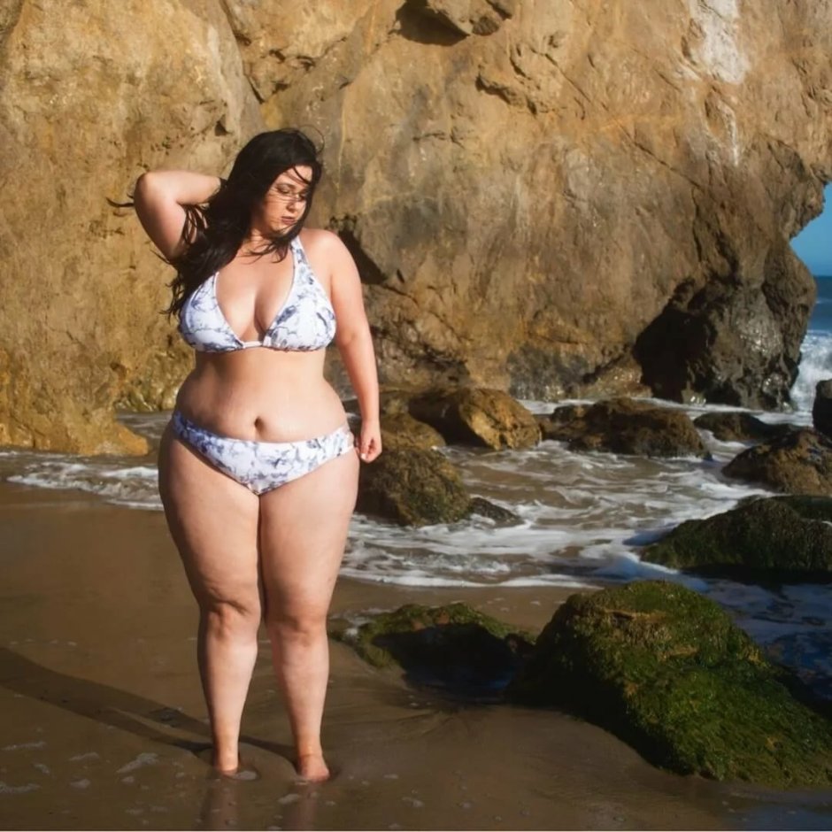 толстые женщины на природе фото