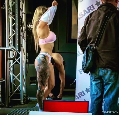 Супер черная негритянка