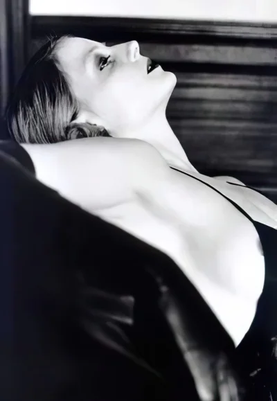 Рената литвинова