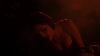 Эйза Гонсалес +18