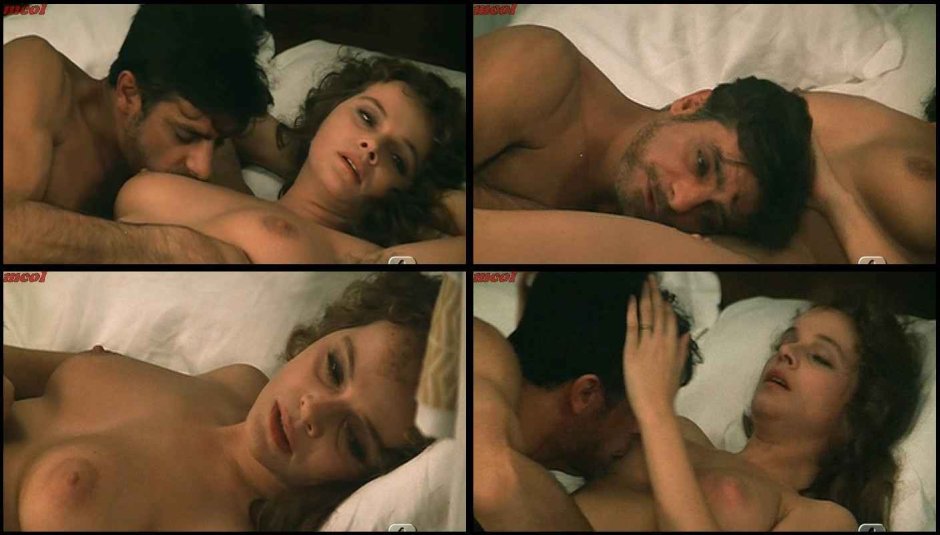 Антония Сантилли постельные сцены