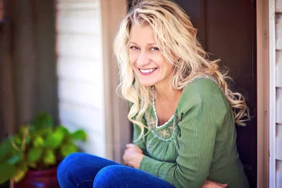 Loving Annabelle 2006 обложка