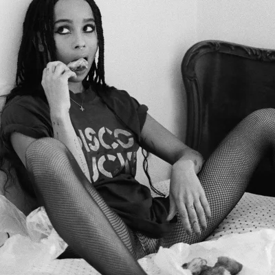 Зои Кравиц natural hair