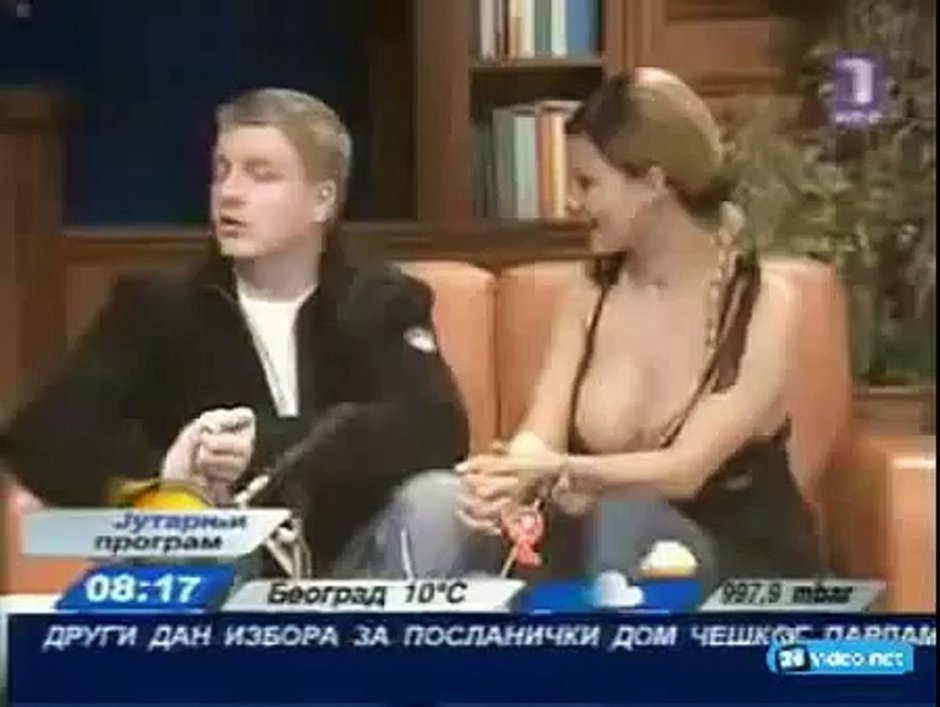 Секс случайно засветились порно видео на kingplayclub.ru