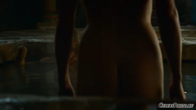 Бриенна Гвендолин Кристи голая