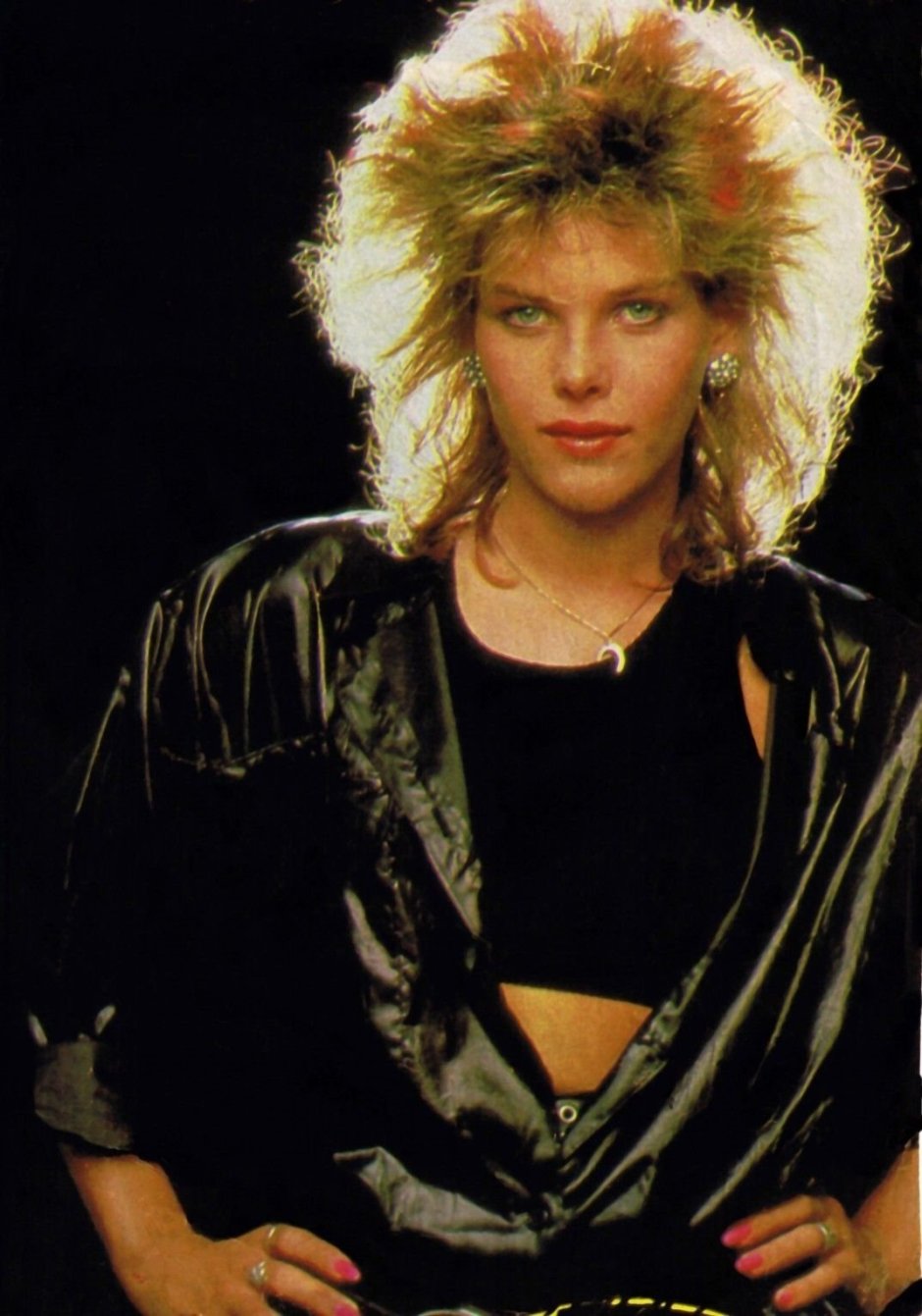 C C catch в купальнике