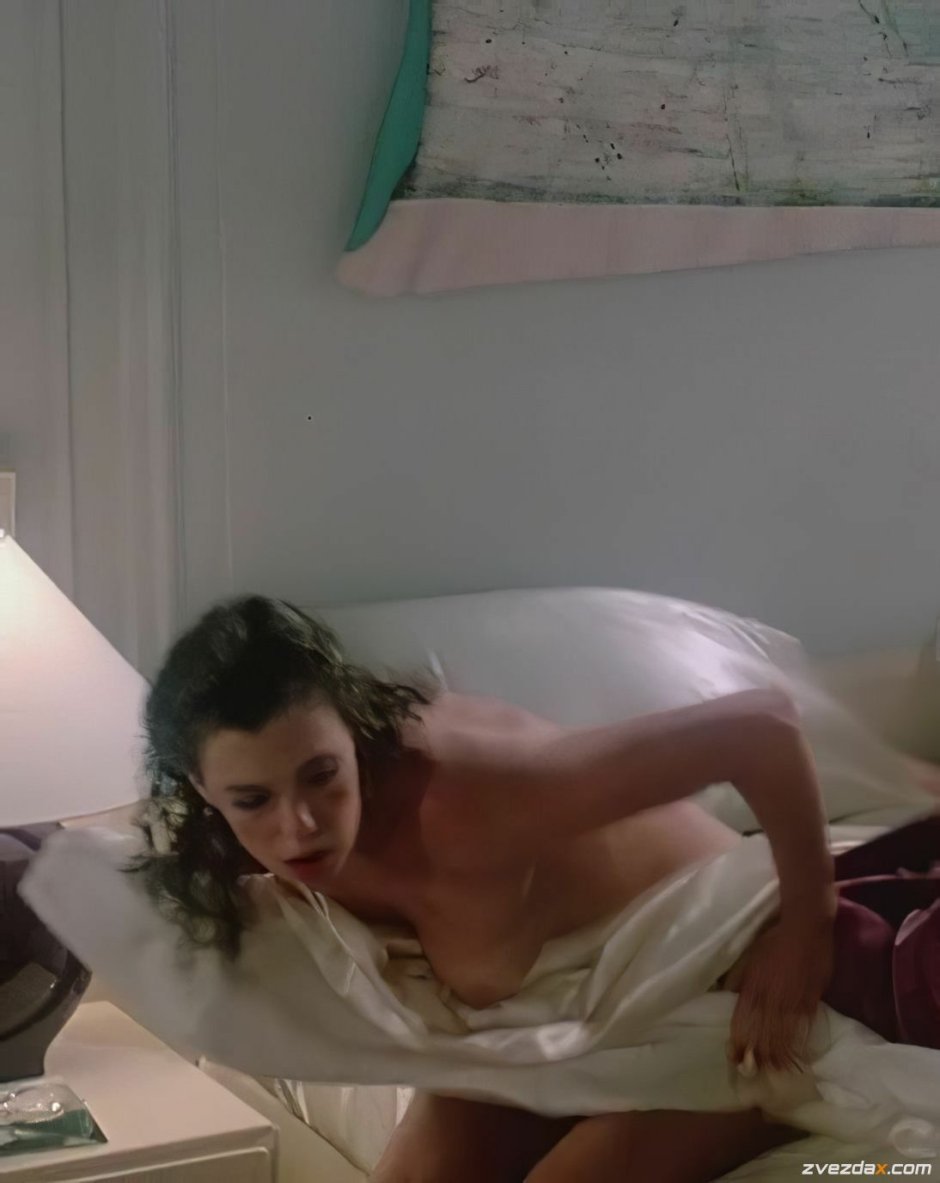 Шарлотта Келли ЛЕБРОК голая