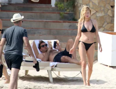 Хизер грэм бикини