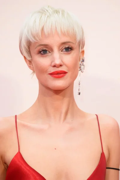 Андреа Райзборо hot