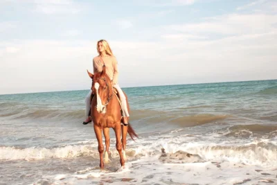 Агата Муцениеце