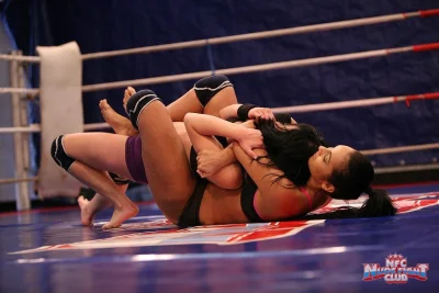 Анна Козар бикини