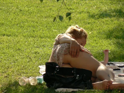 Подглядывание за голыми