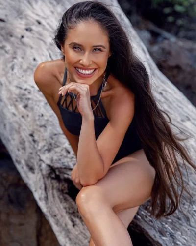 Илана Юрьева ножки