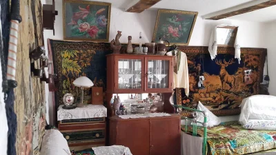 Наприседала красотка