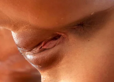 Раскрытое женское влагалище