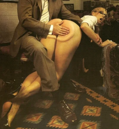 Порка девушек ремнем по попе