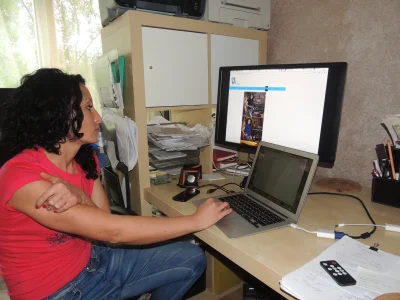 Кристен Мэй программистка