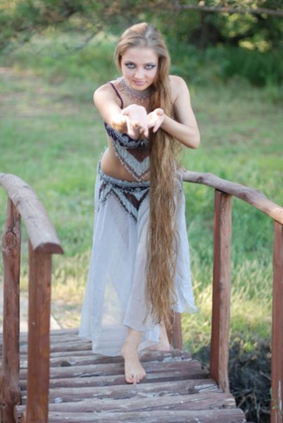 Лонг Хаир Рапунцель прически