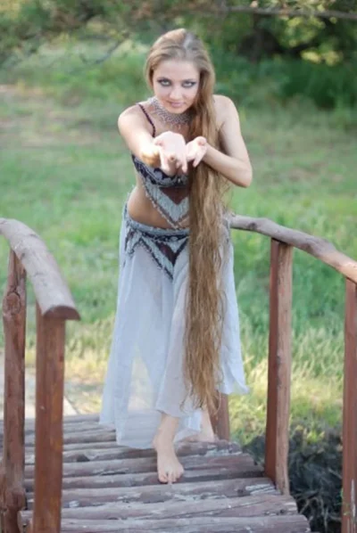 Лонг Хаир Рапунцель прически