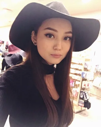 Якутка Анастасия Санитарова