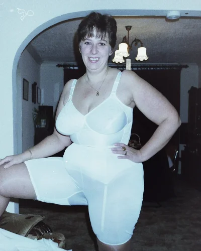 Нижнее белье 20 века женское