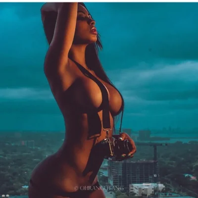 Helga Lovekaty топлесс