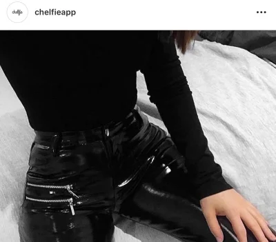 Девушка в черных джинсах Эстетика