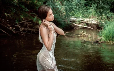 Моника чантал модель на речке