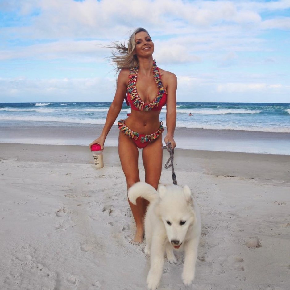 Хельга Ловкейти грудь