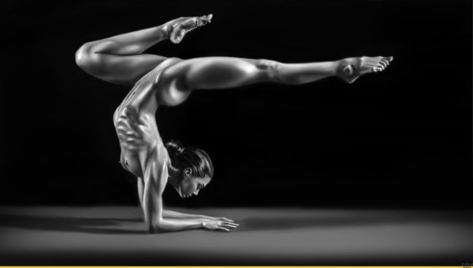 Голые женщины в тренажерном зале