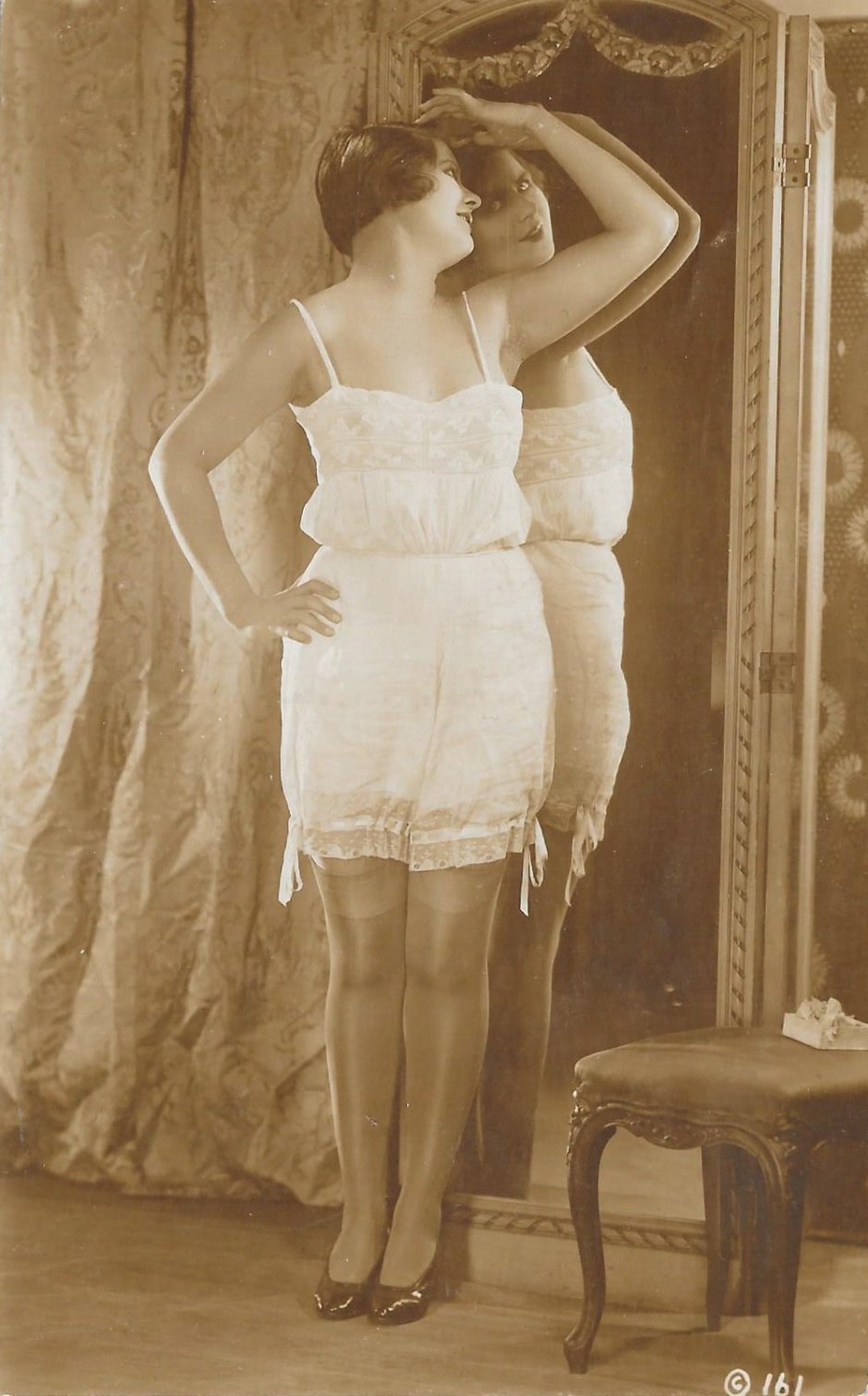 Нижнее белье 19 века женское