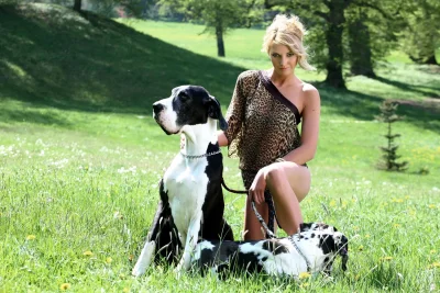 Женщина с собакой