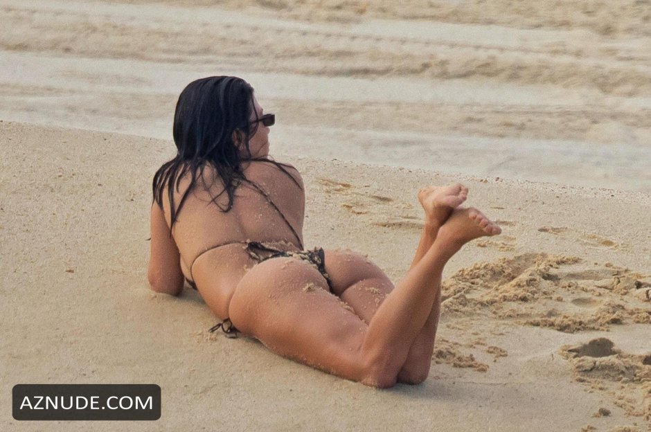 Клаудия романи обнажилась