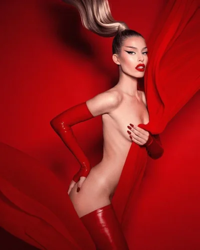 Фотосессия в красном