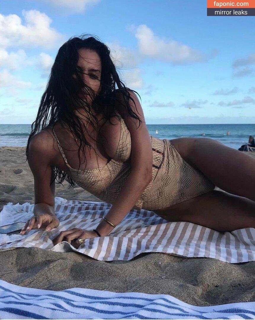 Genesis rodriguez nude