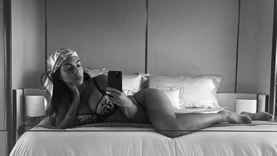 Голая джорджина родригес