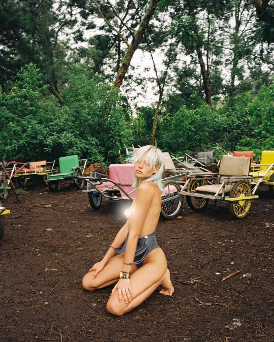 Откровенная фотосессия