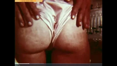 Задница в трусиках