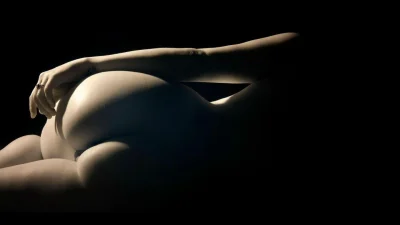 Художественное ню полных женщин