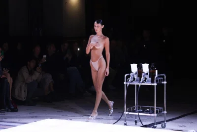 Белла хадид 2023 топлес