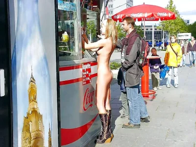 Публичная нагота