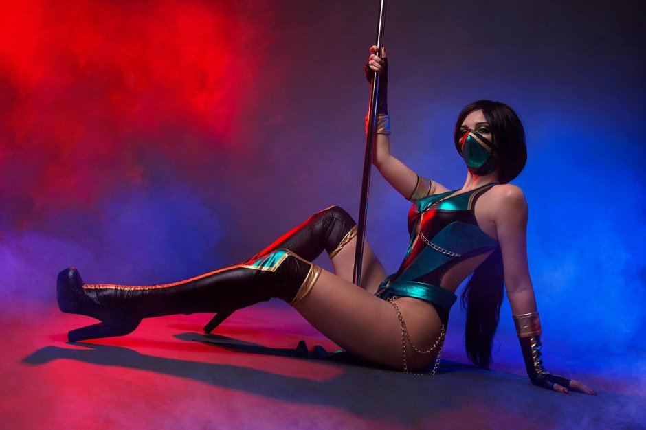 Mortal kombat jade cosplay