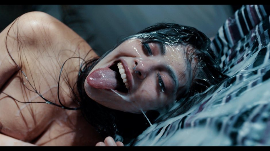 Красивая девушка