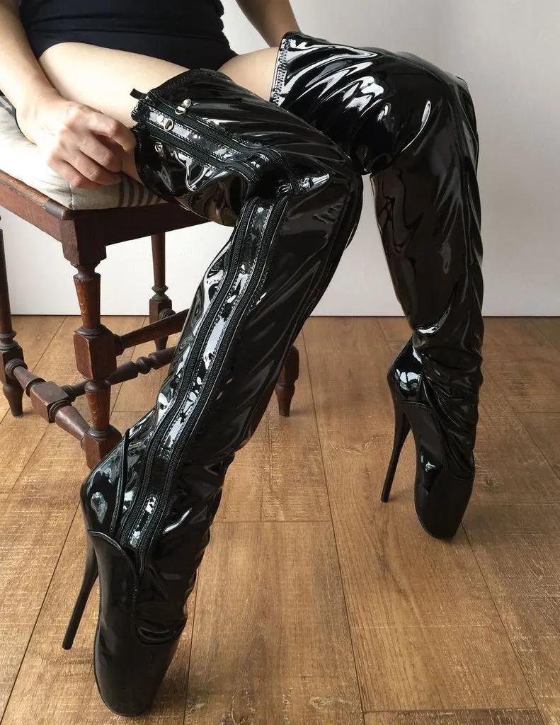 Фетиш ботинки