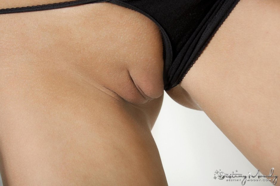 Голые писи верблюжие лапка