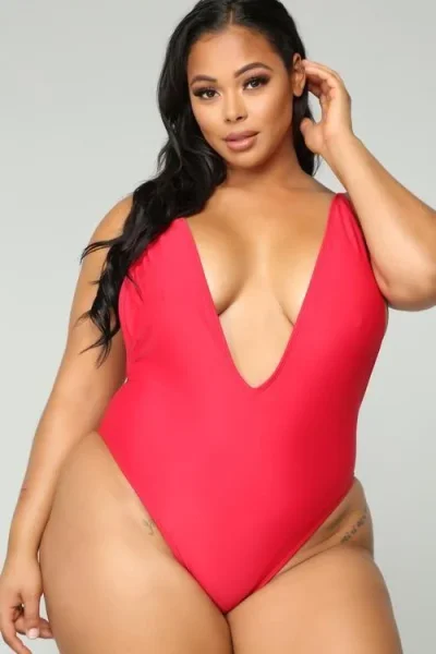 Купальник для полных девушек